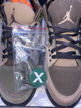 Jordan 3 Retro Patchworks Size 9 Mens / with box, tags, QR code, and patches